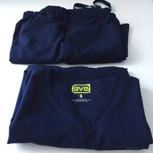ave, women top and pants. (both), New, never used